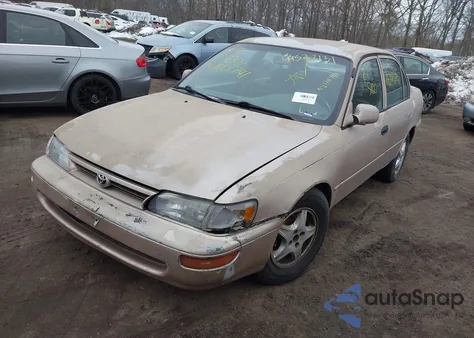 1994 Toyota Corolla Le/Dx z USA, uszkodzony, nr VIN 2T1AE09B9RC065331